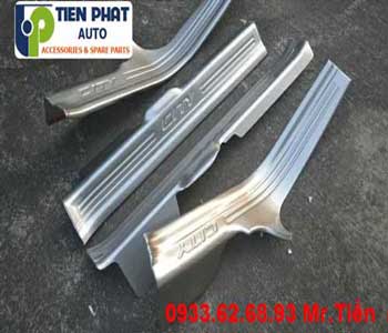 nep buoc chan chong tray cho honda city 2017